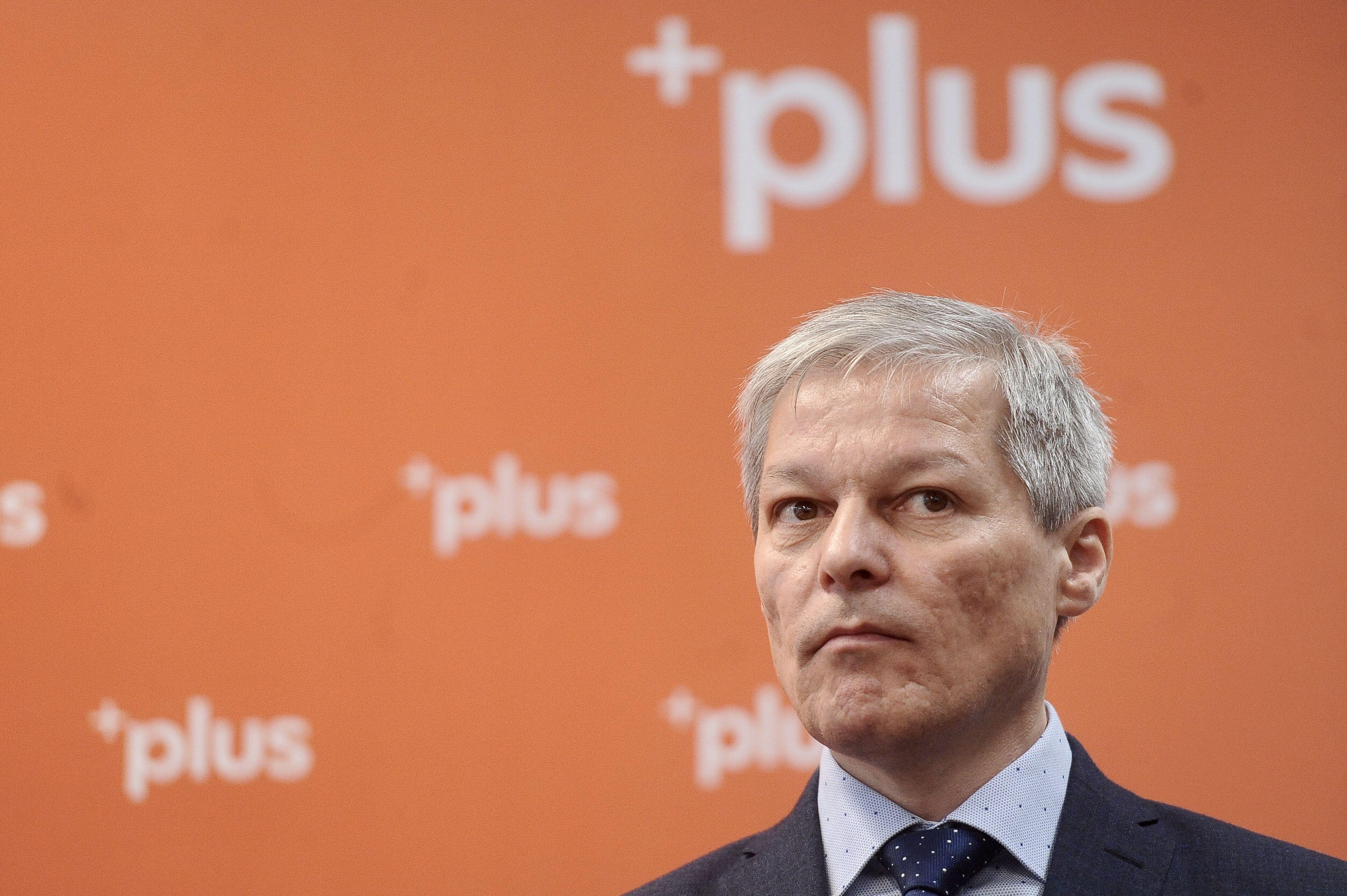 Dacian Cioloş l-a criticat pe Florin Cîţu după revocarea lui Vlad Voiculescu din funcţia de ministru al Sănătăţii Dacian Ciolos ia parte la prezentarea proiectului de administratie publica pentru Primaria Bucuresti, proiect lansat de Vlad Voiculescu