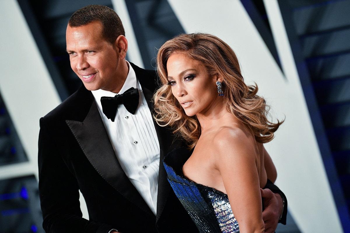 Jennifer Lopez și Alex Rodriguez Cei doi au confirmat oficial că nu mai formează un cuplu
