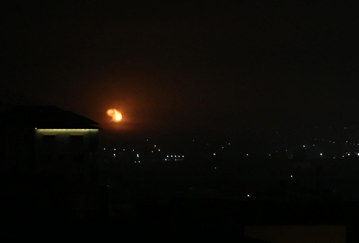 Atacuri israeliene în Fâşia Gaza Atacuri israeliene în Fâşia Gaza