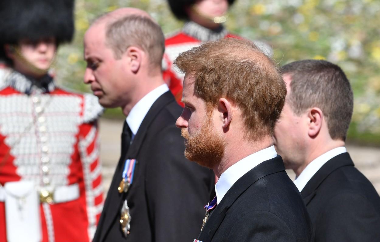 Ce au vorbit William și Harry la înmormântarea bunicului lor, Prinţul Philip