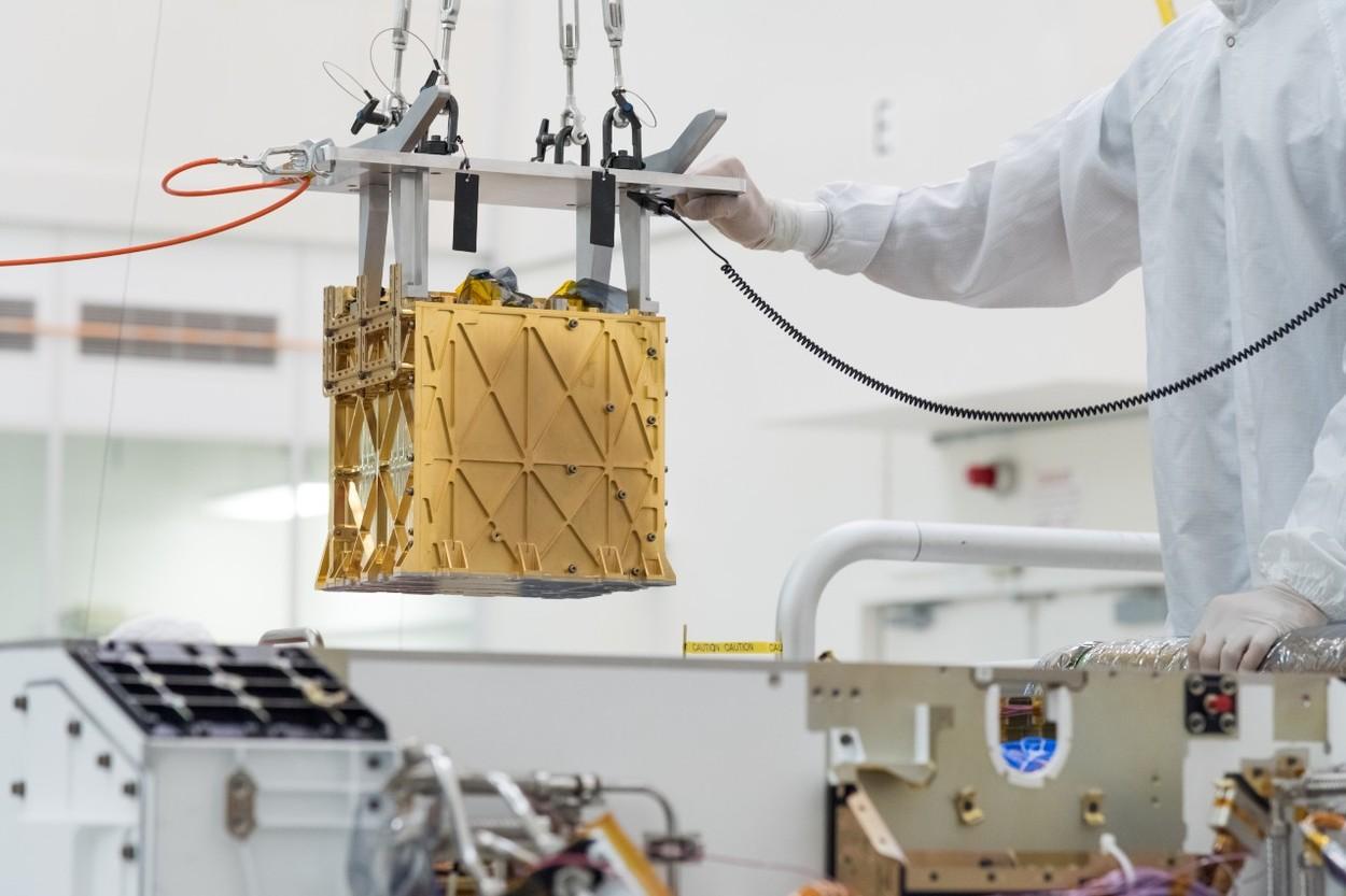 NASA a produs în premieră oxigen pe Marte. Cum a generat MOXIE 5,4 grame de oxigen într-o oră