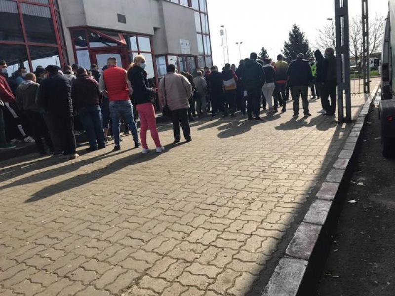 Aglomerație în Vama Petea Aglomerație în Vama Petea