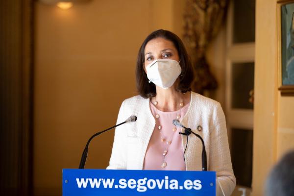 Ministrul Turismului din Spania a primit un cuțit într-un plic anonim,