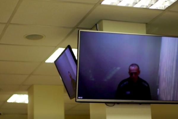 Alexei Navalnîii a apărut în fața justiției, prin videoconferință