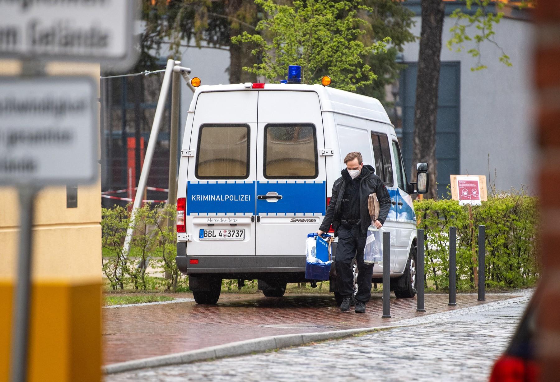 Patru pacienţi de la clinica din Potsdam au fost descoperiţi morţi