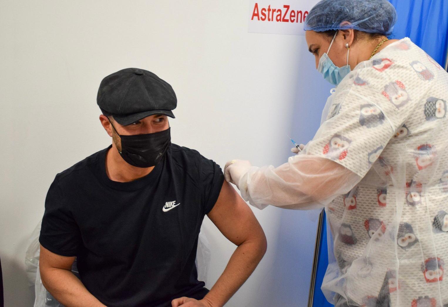 Mihai Bendeac s-a vaccinat cu AstraZeneca