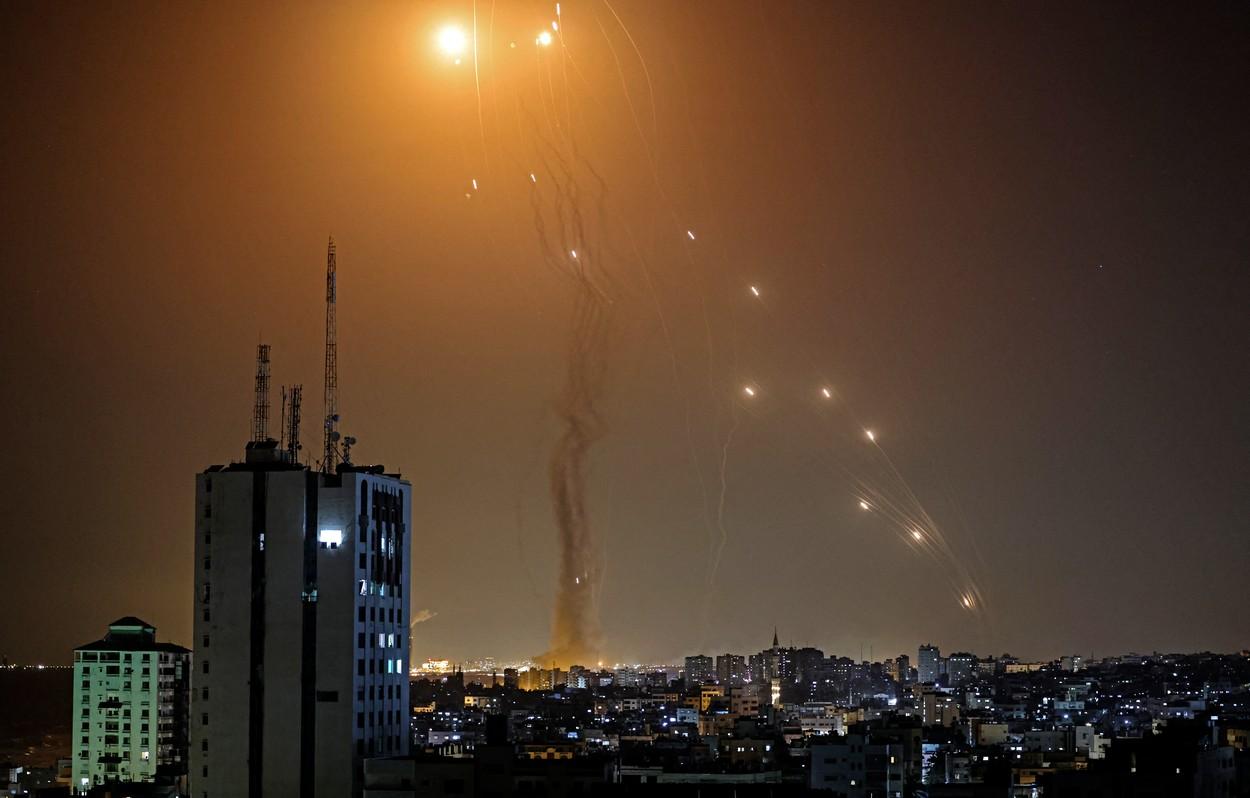 rachete trase de militanții Hamas către Israel