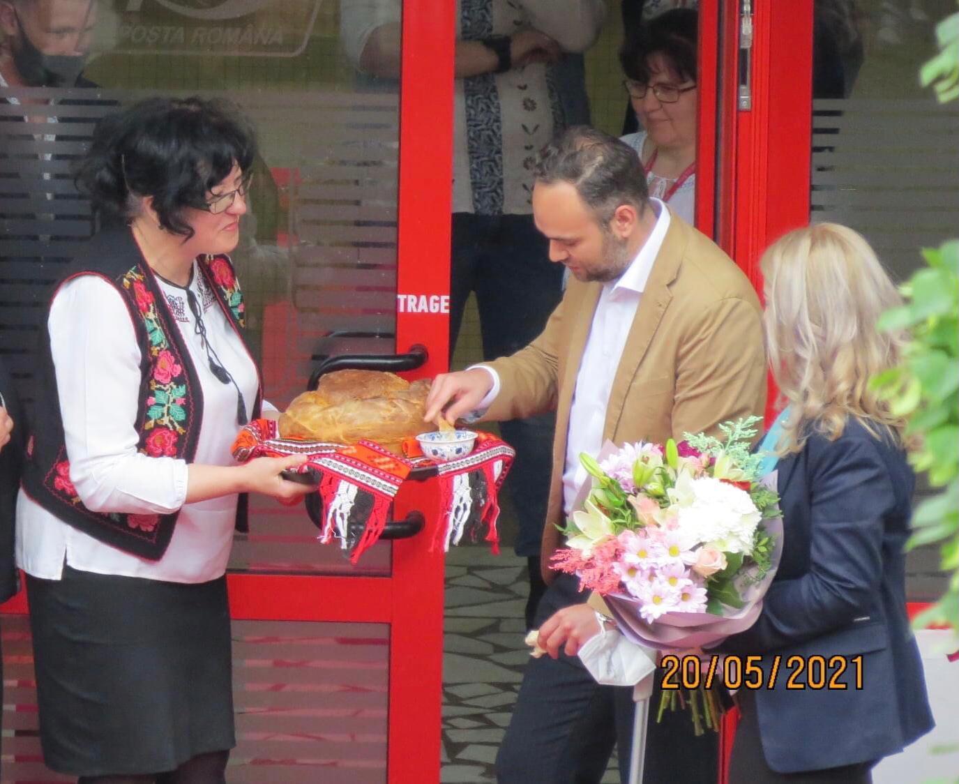 Ceremonie de inauguriare a unui oficiu poștal, în Târgu Mureș
