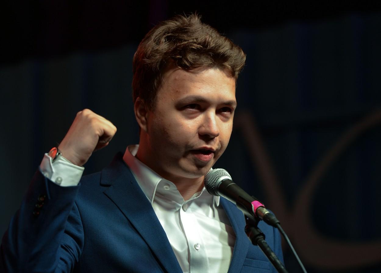 Cine este Roman Protasevici, jurnalistul capturat în Belarus după deturnarea unui avion comercial Jurnalist şi activist, Roman Protaşevici, in timpul unui miting la Gdansk