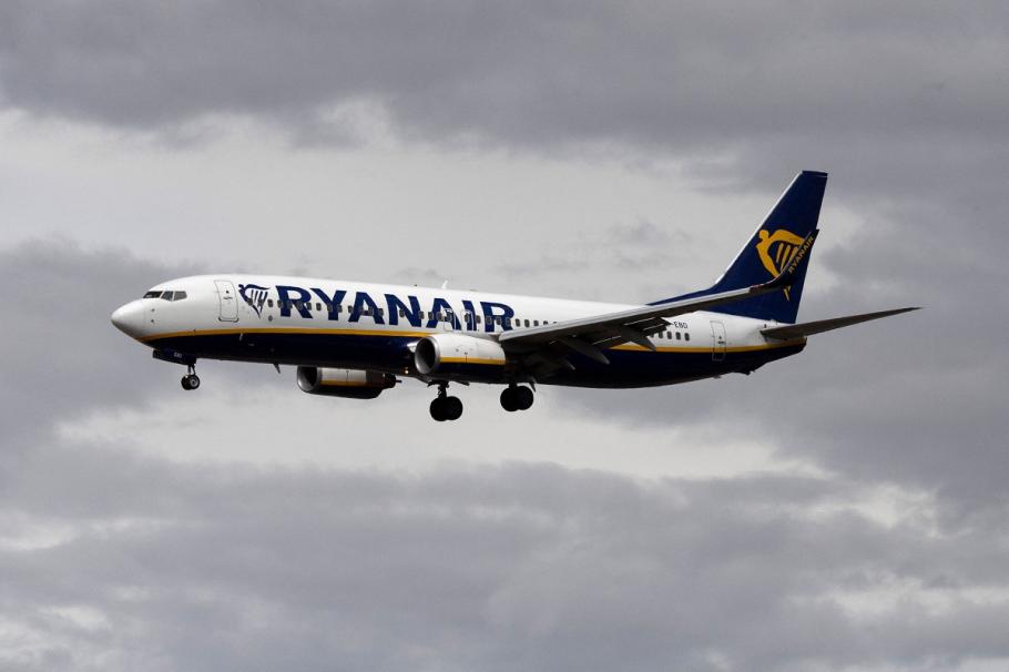 Presupusa conversaţie dintre turnul de control din Minsk şi piloţii Ryanair: ''Aveţi o bombă la bord'' Presupusa conversaţie dintre turnul de control din Minsk şi piloţii Ryanair: ''Aveţi o bombă la bord''