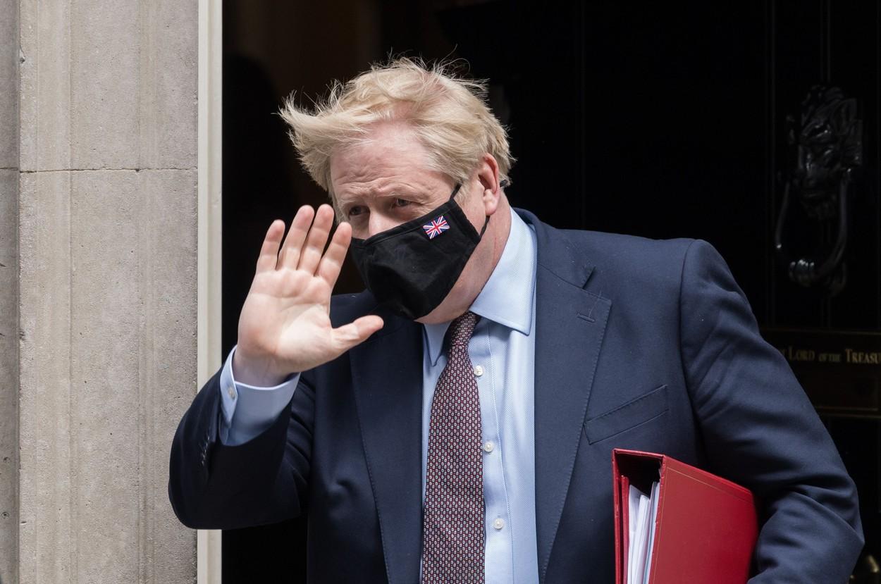 Boris Johnson ar fi vrut să se injecteze live la TV cu coronavirus pentru a calma publicul în 2020 Boris Johnson ar fi vrut să se injecteze live la TV cu coronavirus pentru a calma publicul în 2020