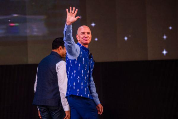 Jeff Bezos, fondatorul Amazon