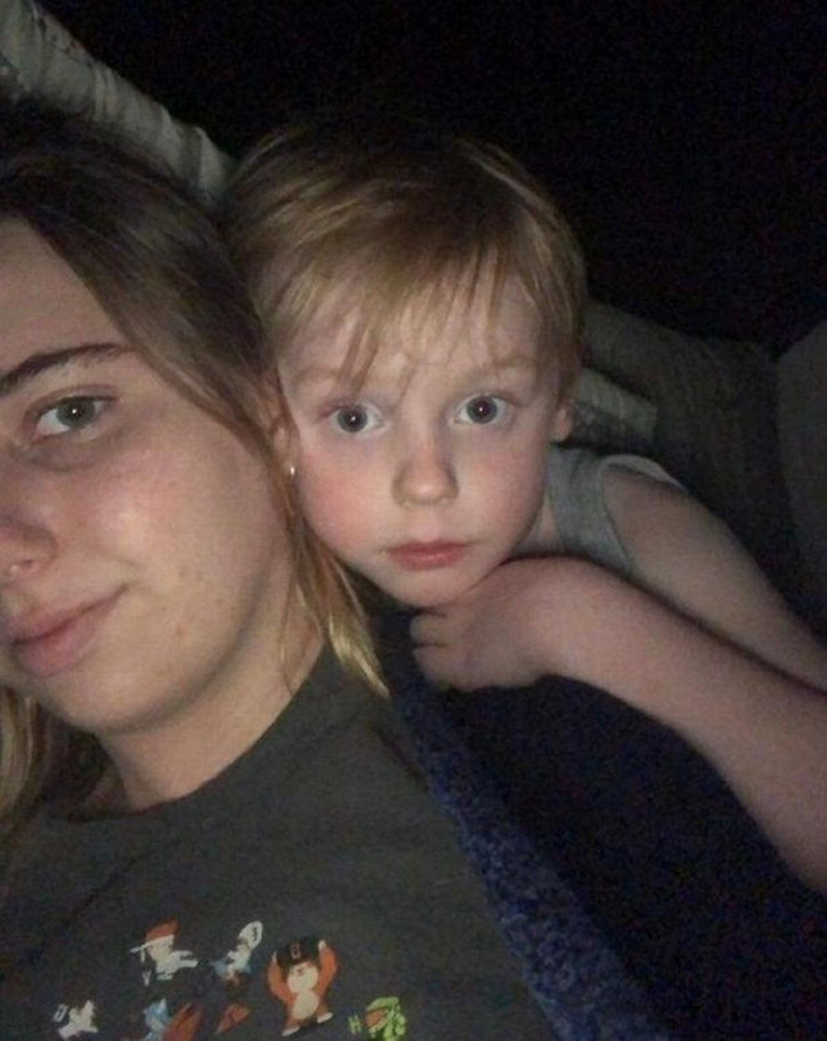 Deklan Babington-MacDonald şi mama lui