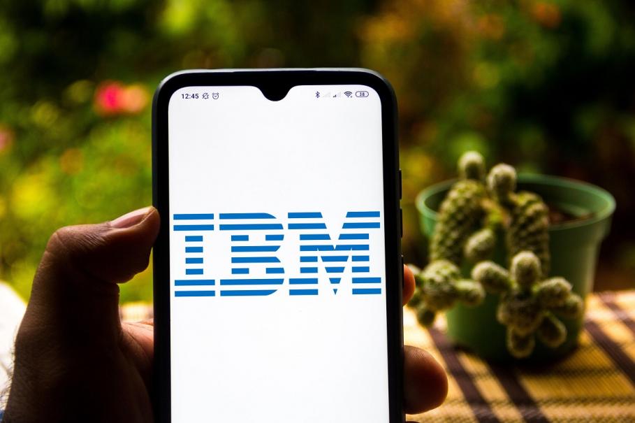 IBM anunţă că a reuşit să obţină cipul de 2 nanometri Noul cip se anunţă a fi mult mai eficient decât cele aflate deja pe piaţă