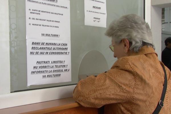 Cine are voie în continuare să cumuleze pensia cu salariul de la stat. Excepţiile prevăzute de noua lege
