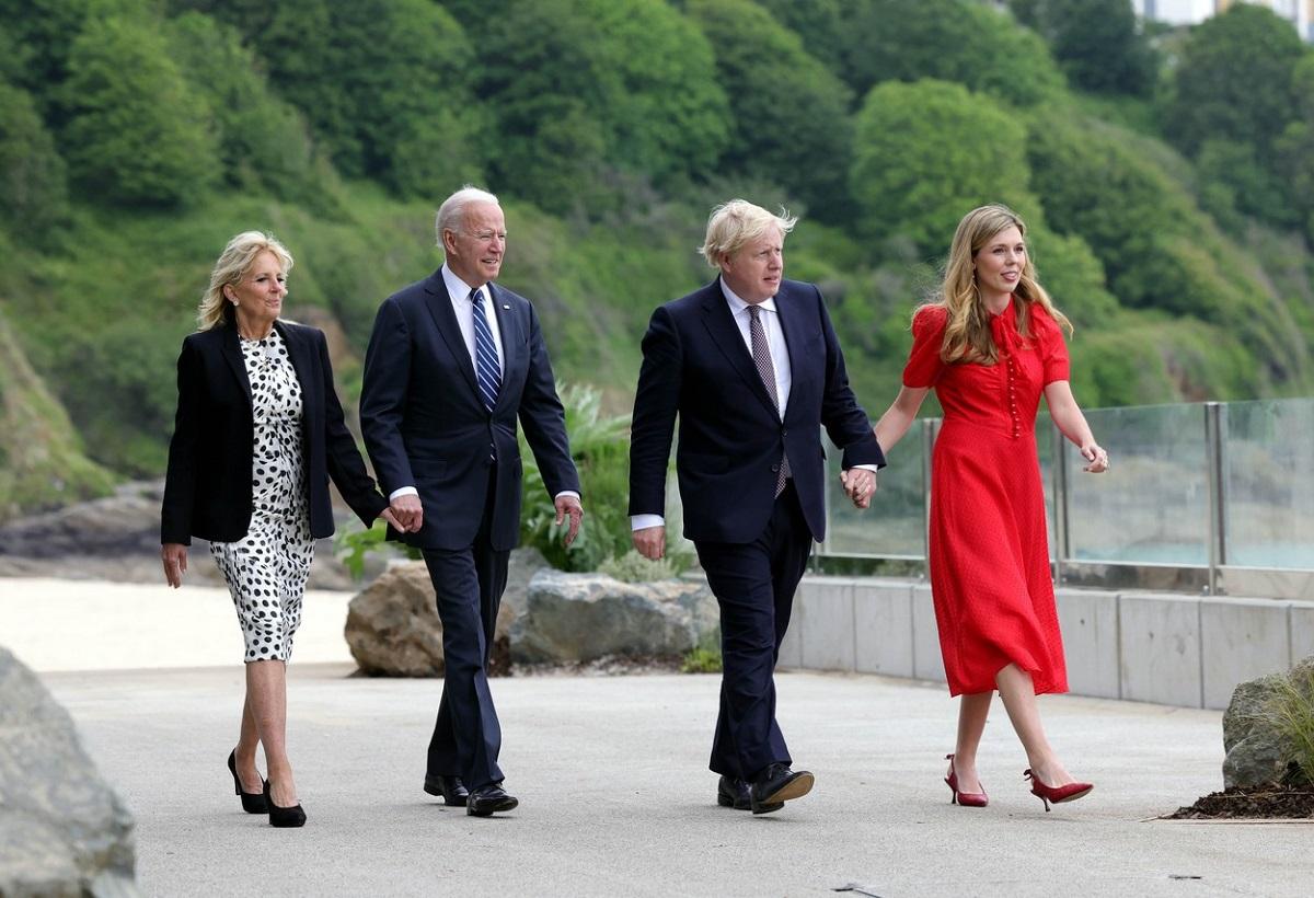 Președintele Joe Biden împreună cu soția, alături de Boris Jhonson și  Carrie Symonds