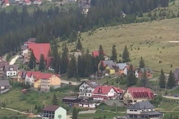 Românii ştiu să profite de frumuseţile naturii: numărul pensiunilor agroturistice a crescut cu 8%.Topul judeţelor care atrag cei mai mulţi turişti