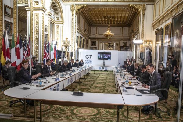 Avertisment al Chinei pentru liderii G7: Zilele în care grupurile „mici” de ţări decideau soarta lumii au apus
