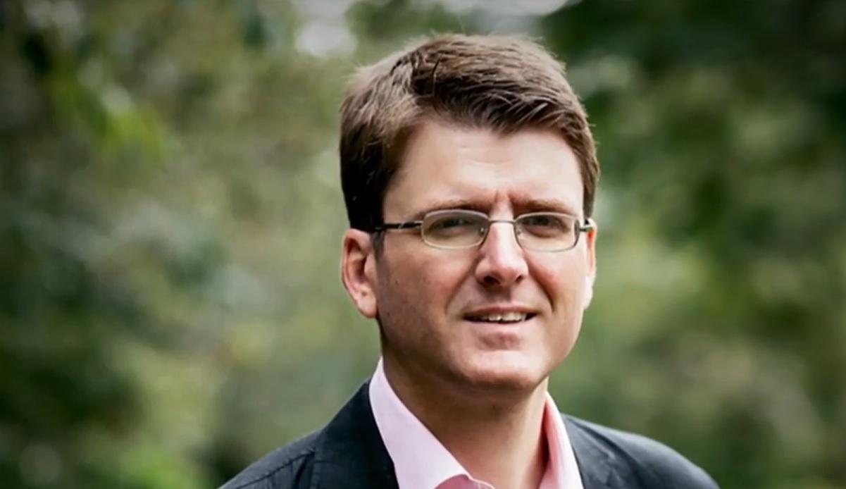Alexander Adamescu a fost trimis în judecată de DNA. Este acuzat că a dat mită unor judecători Alexander Adamescu a fost trimis în judecată de DNA. Este acuzat că a dat mită unor judecători