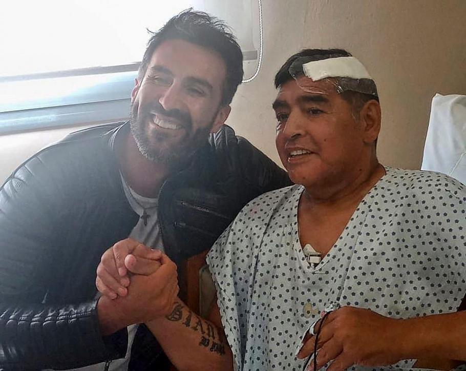 Avocatul uneia dintre infirmierele lui Maradona susţine că idolul Argentinei a fost ucis: "Niciun medic nu a făcut nimic pentru a evita moartea lui Diego" Avocatul uneia dintre infirmierele lui Maradona susţine că idolul Argentinei a fost ucis: "Niciun medic nu a făcut nimic pentru a evita moartea lui Diego"