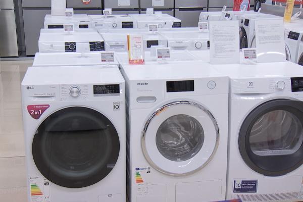 Programul "Rabla pentru electrocasnice" intră în faza a treia. Bugetul alocat pentru faza precedentă a fost epuizat în 35 de minute