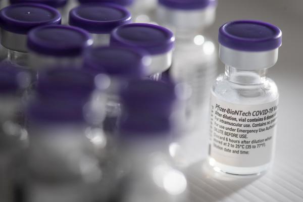 Palestinienii au anulat acordul prin care Israelul urma să le transfere 1 milion de doze de vaccin Pfizer