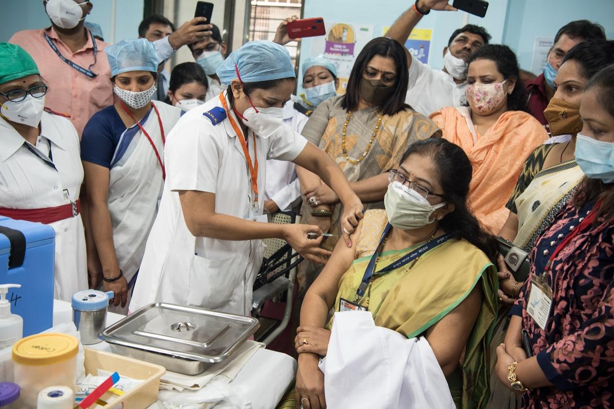 Pacient vaccinat împotriva Covid, India, Mumbai