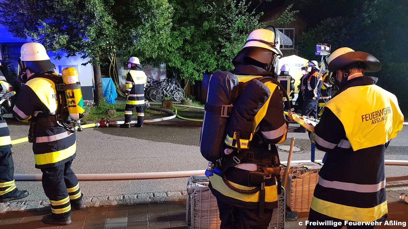 Un român a dat foc unui apartament pentru a omorî cinci conaționali, în Germania Un român a dat foc unui apartament pentru a omorî cinci conaționali, în Germania
