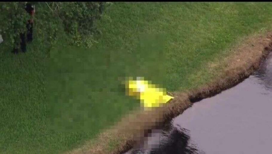 Trupurile a două fetițe au fost descoperite, la câteva ore distanță, în apele unui râu din Florida Trupurile a două fetițe au fost descoperite, la câteva ore distanță, în apele unui râu din Florida