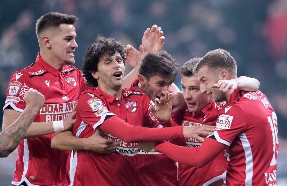 Dinamo a cerut intrarea în insolvenţă la Tribunalul Bucureşti. Clubul a acumulat datorii de 6 milioane de euro Dinamo a cerut intrarea în insolvenţă la Tribunalul Bucureşti. Clubul a acumulat datorii de 6 milioane de euro