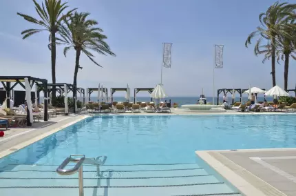 Piscină Piscină