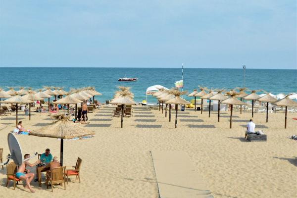 scad prețurile la cazare în Nisipurile de Aur