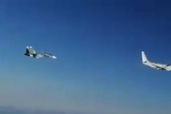 Continuă tensiunile în Marea Neagră. Ruşii au intrat în alertă după ce un avion american le-a apărut pe radare în apropiere de Crimeea - VIDEO
