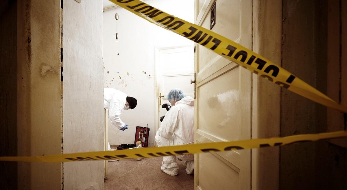 Adolescent decapitat gasit de autorităţile franceze într-un sac Adolescent decapitat gasit de autorităţile franceze într-un sac
