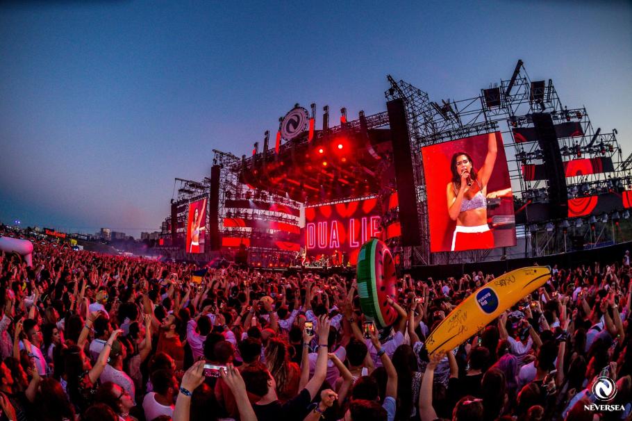 Ediţia din acest an a Neversea a fost amânată. E al doilea mare festival care se amână pentru 2022 Ediţia din acest an a Neversea a fost amânată. E al doilea mare festival care se amână pentru 2022