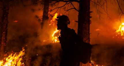 Incendii de vegetaţie în Canada