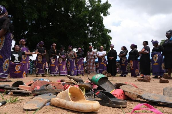 Peste 100 de eprsoane au fot răpite în Nigeria, în luna iunie