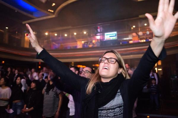 Membru biserica penticostală Hillsong