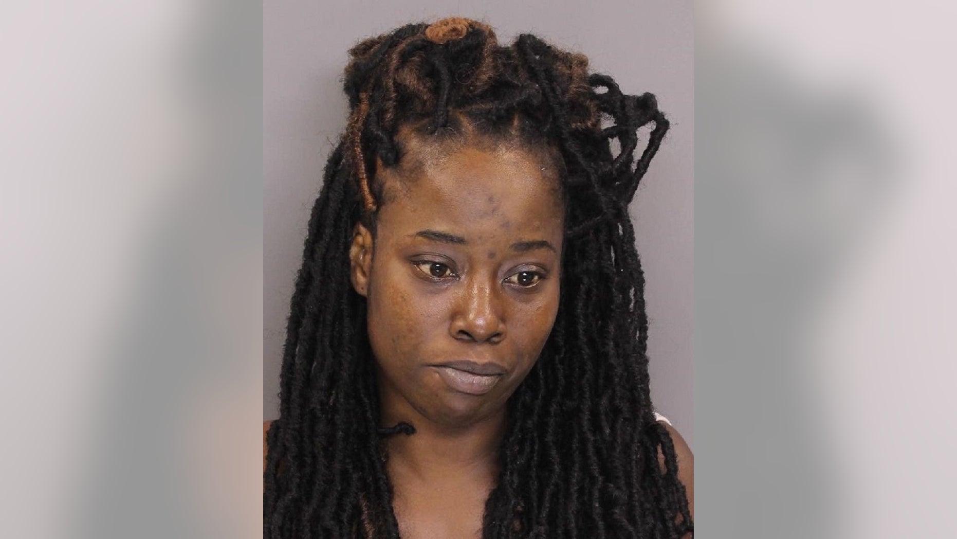 Cei doi copii găsiți morți în mașina mătușii lor