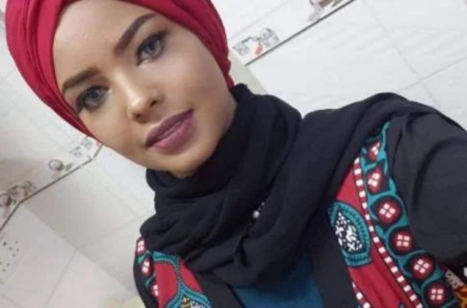 A fost arestată pentru că este... frumoasă. O tânără fotomodel din Yemen a trecut prin adevărat calvar şi a încercat să se sinudică în închisoare A fost arestată pentru că este... frumoasă. O tânără fotomodel din Yemen a trecut prin adevărat calvar şi a încercat să se sinudică în închisoare