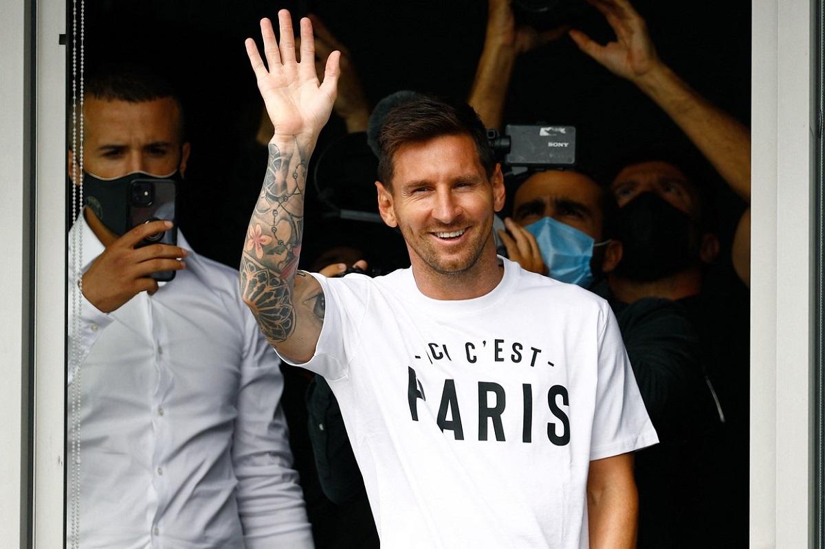Lionel Messi a ajuns la Paris, pentru a semna cu Paris Saint Germain