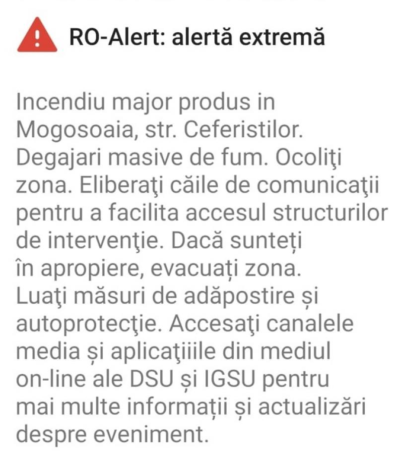 Incendiu puternic în Mogoşoaia. Pompierii intervin cu 15 autospeciale şi s-a emis avertizare RO-ALERT