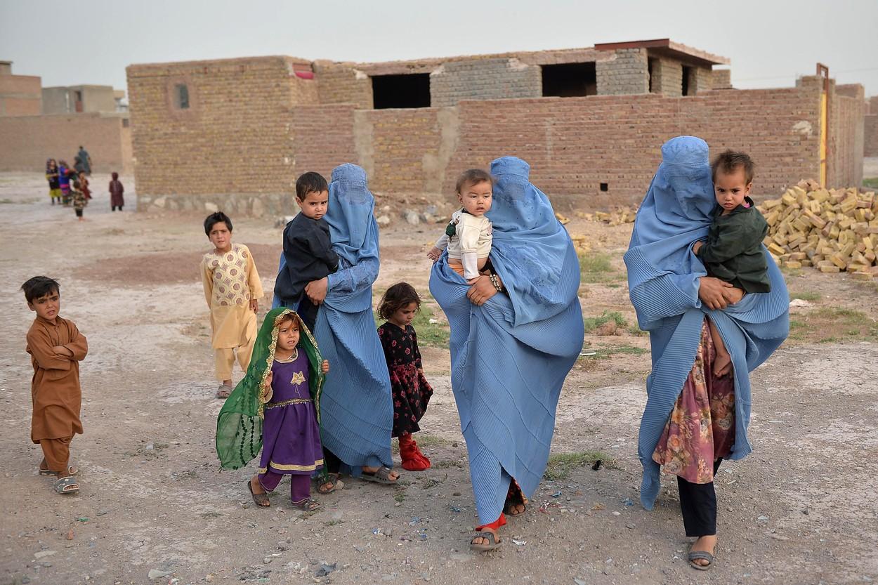 ”Vor începe să caute trădători și se vor răzbuna”. Un afgan din Kabul descrie spaima de moarte a oamenilor după întoarcerea talibanilor