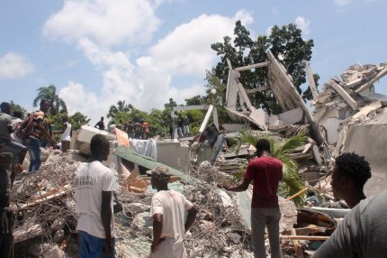 Dezastru total în Haiti după cutremurul devastator de magnitudine 7,2: 724 de persoane au murit, aproape o mie de clădiri s-au făcut una cu pământul