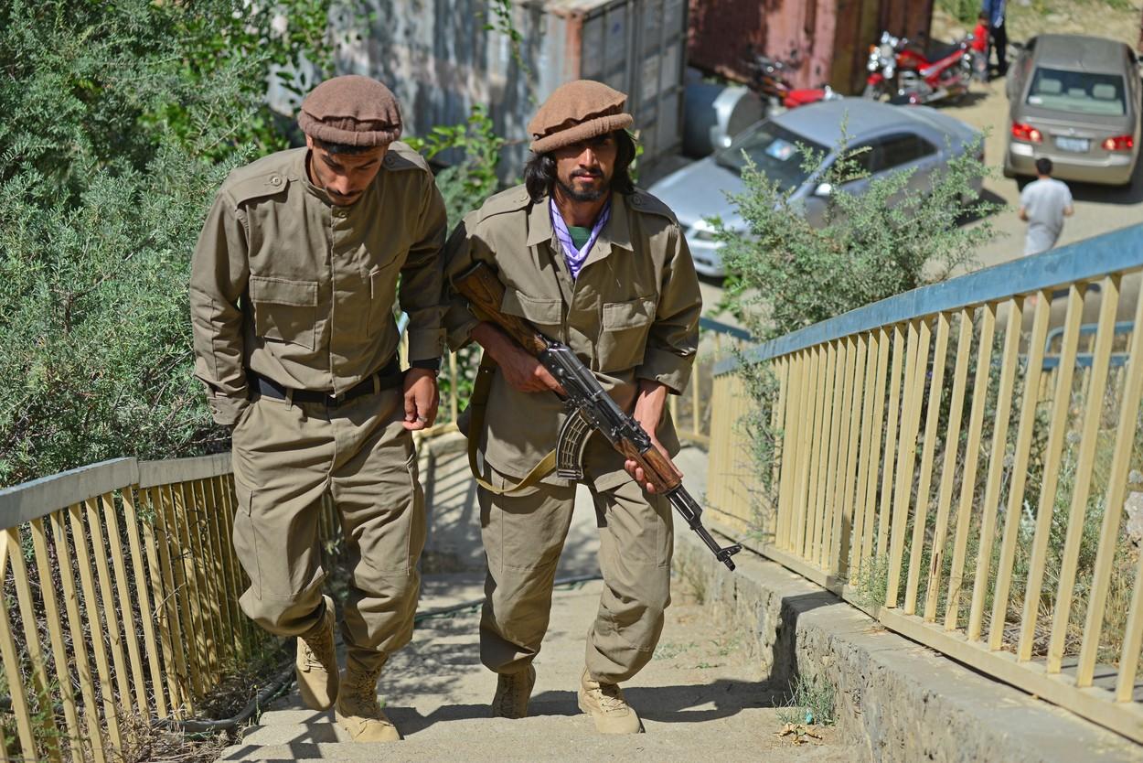 Ce se întâmplă în Valea Panjshir, ultima regiune liberă din Afganistan. Forțe de securitate afgane se adună în zonă sub conducerea fiului unui erou națioal