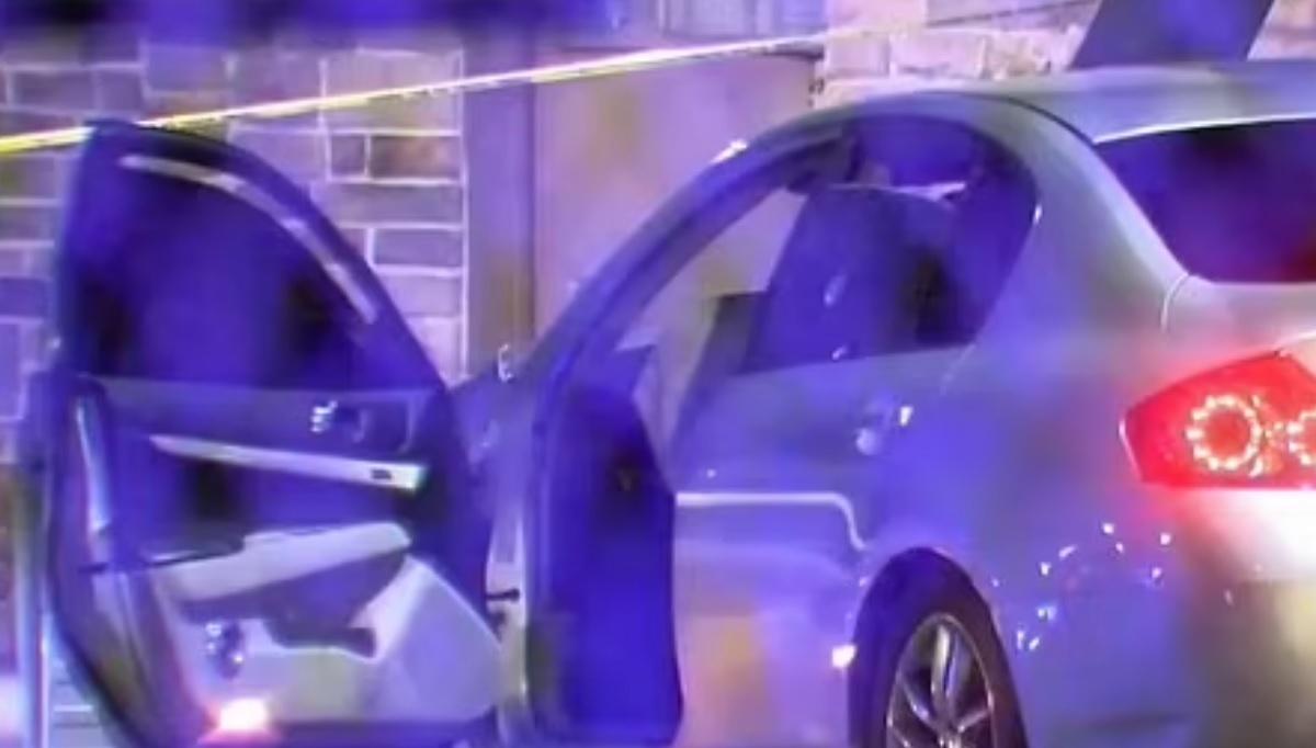 Copil de 4 ani mort după ce s-a deschis focul asupra maşinii în care se afla, în Statele Unite ale Americii Copil de 4 ani mort după ce s-a deschis focul asupra maşinii în care se afla, în Statele Unite ale Americii