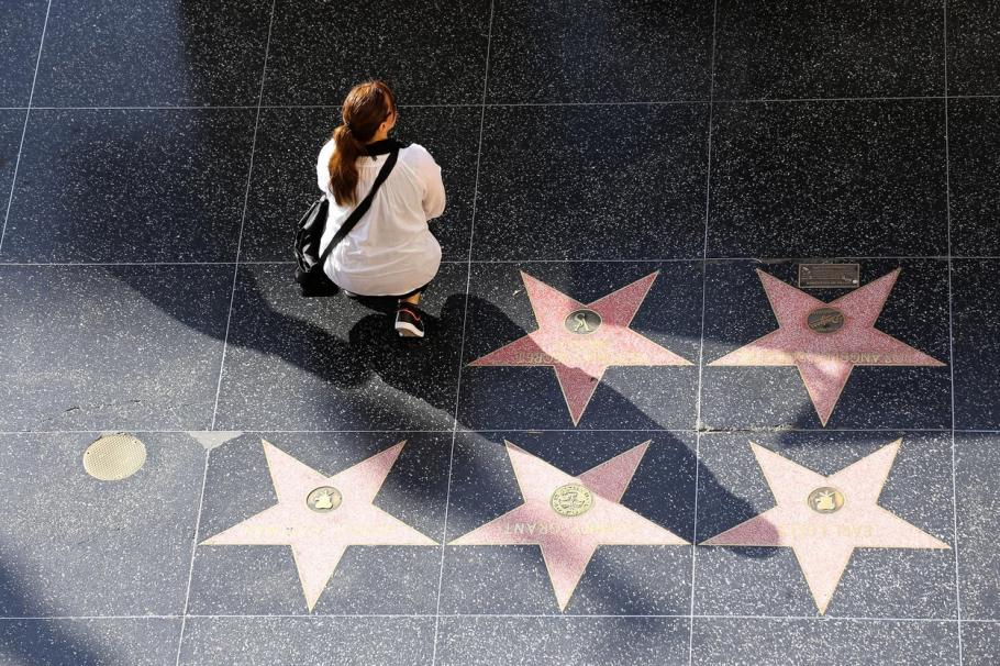 În Constanţa, ca la Hollywood: orimăria vrea să construiască "Walk of Fame". Preţul: 4.250.000 de dolari în următorii 20 de ani În Constanţa, ca la Hollywood: orimăria vrea să construiască "Walk of Fame". Preţul: 4.250.000 de dolari în următorii 20 de ani