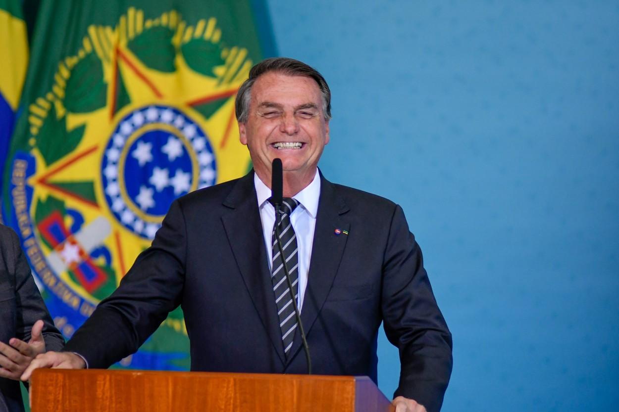 Bolsonaro ştie ce-i rezervă viitorul: "Să fiu încarcerat, mort sau victorios în alegeri. Puteţi fi siguri că prima alternativă nu are nicio şansă" Bolsonaro ştie ce-i rezervă viitorul: "Să fiu încarcerat, mort sau victorios în alegeri. Puteţi fi siguri că prima alternativă nu are nicio şansă"