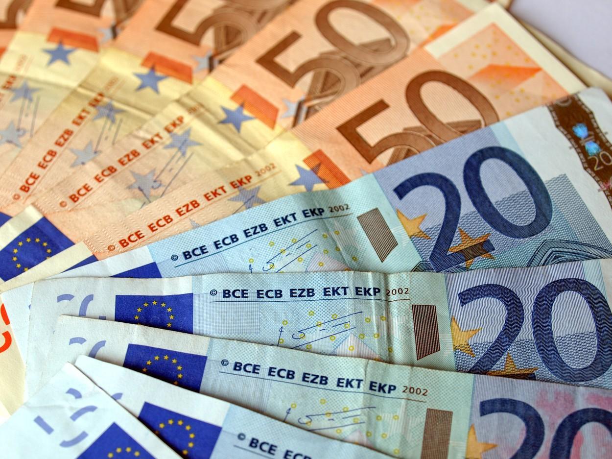 bancnote euro Curs euro-dolar