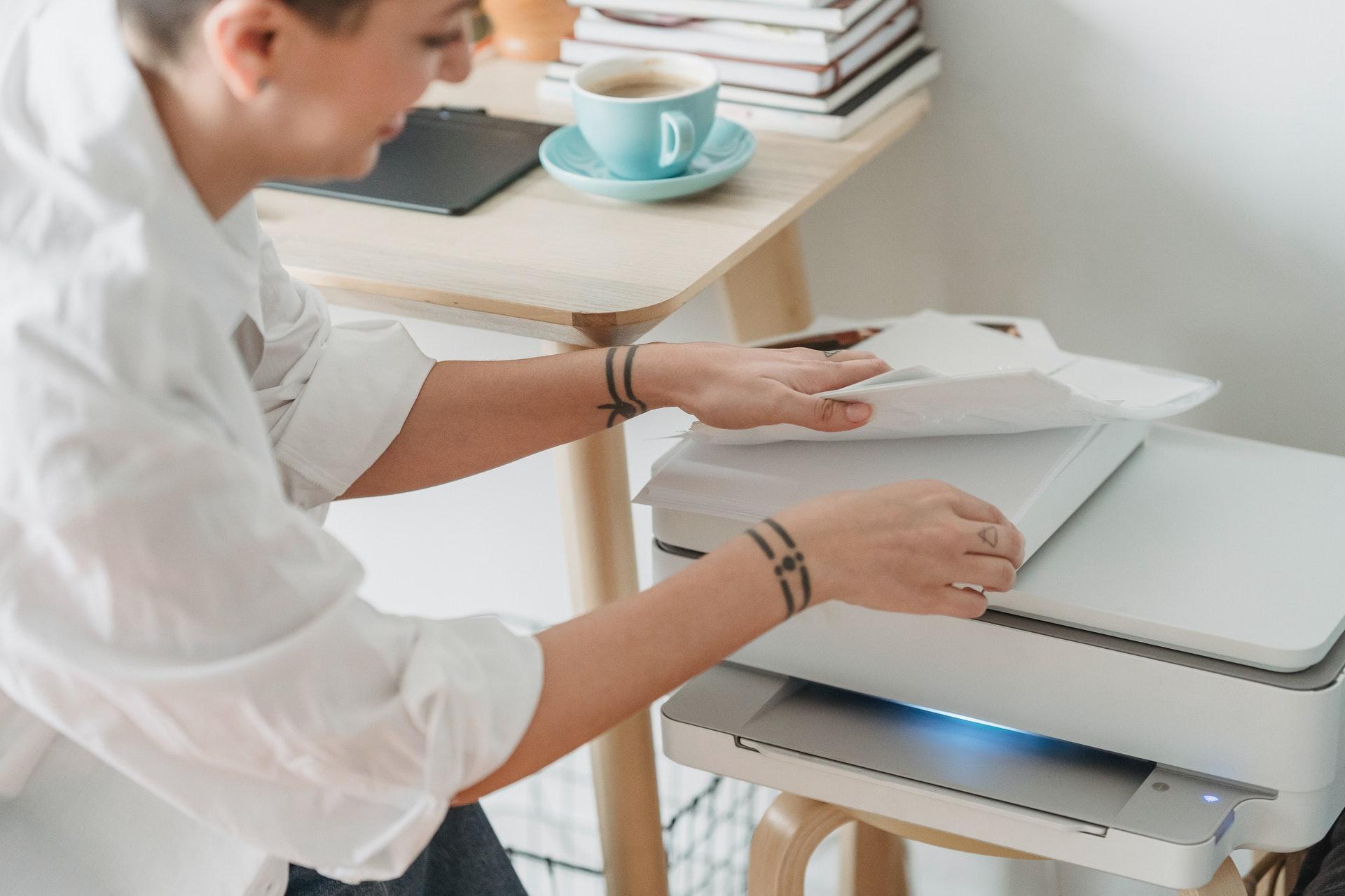 (P) Laser vs. inkjet: Ghid de selectare a imprimantei (P) Laser vs. inkjet: Ghid de selectare a imprimantei